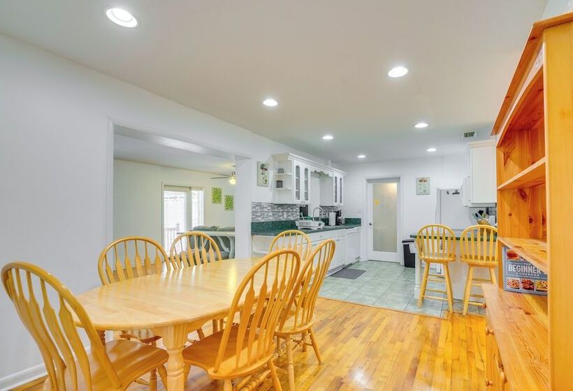 Ocala Retreat W/ Pool, Grill & Yard Pets Welcome