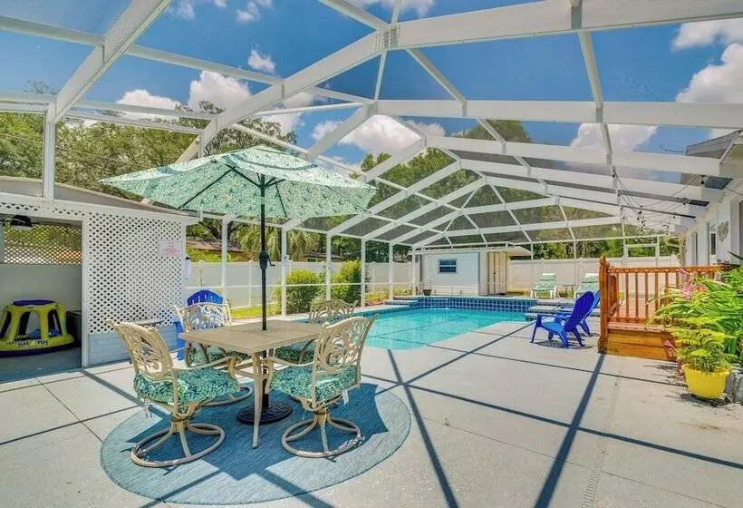 Ocala Retreat W/ Pool, Grill & Yard   Pets Welcome