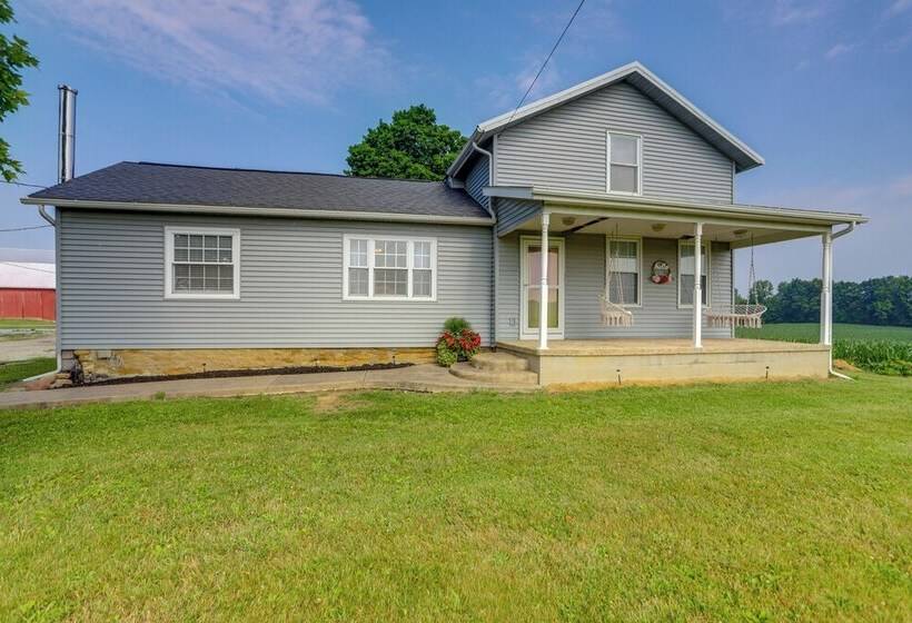 Ohio Farmhouse Retreat W/ Fire Pit & Patio