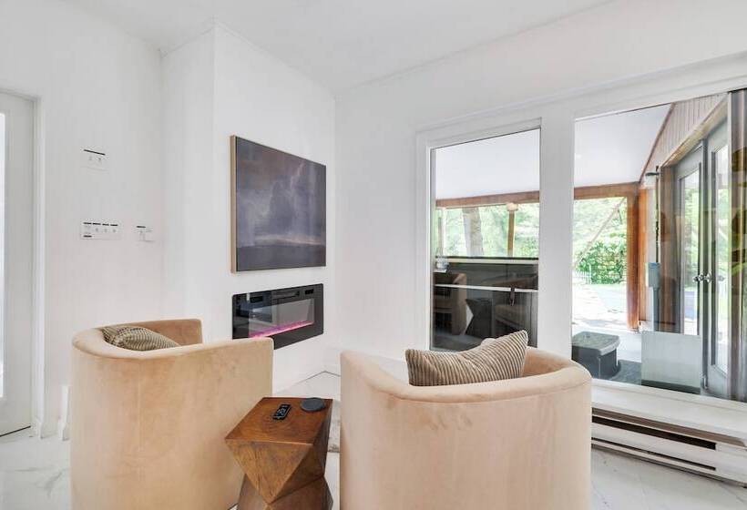 Paradise Retreat By Avantstay Pool, Hot Tub, & Game Room!