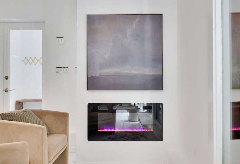 Paradise Retreat By Avantstay Pool, Hot Tub, & Game Room!