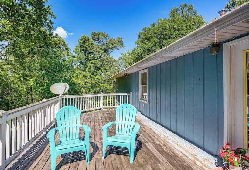 Peaceful Harrison Home W/ Porch & Grill!