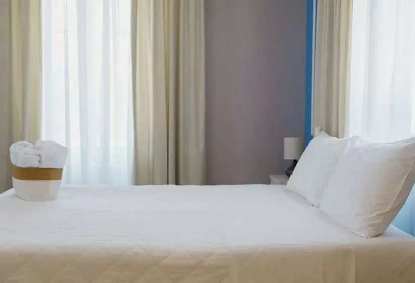 Majatalo Iris  Garden Rooms