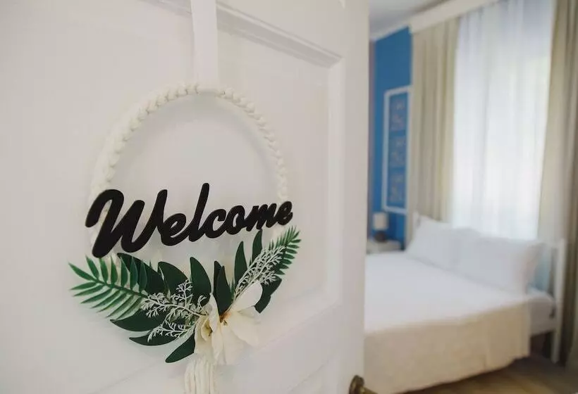 Majatalo Iris  Garden Rooms