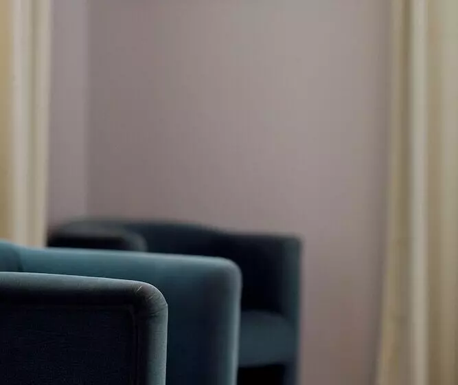 Majatalo Iris  Garden Rooms