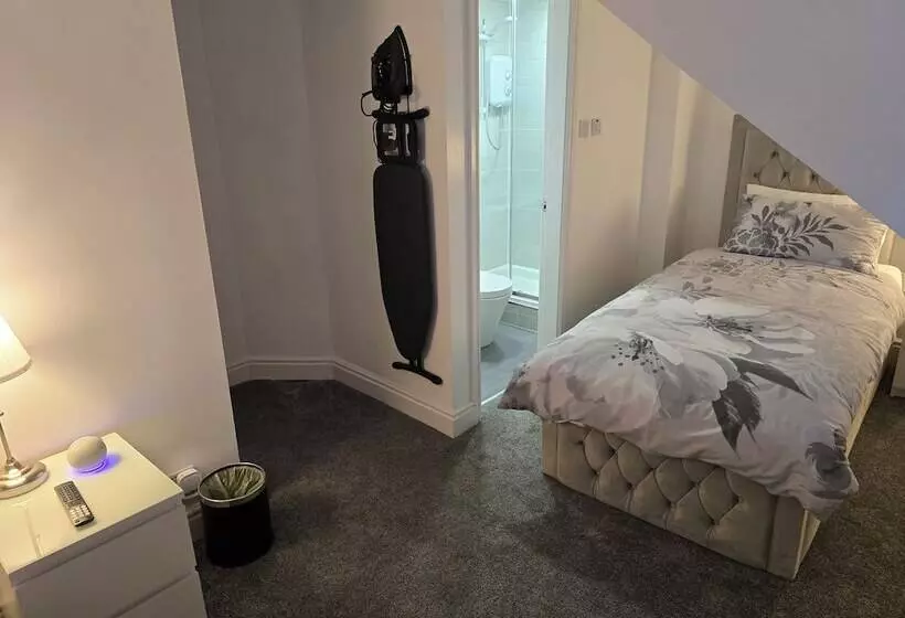 Majatalo Rooms At The Boot And Shoe