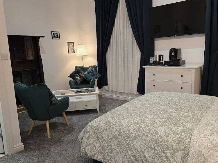 Majatalo Rooms At The Boot And Shoe