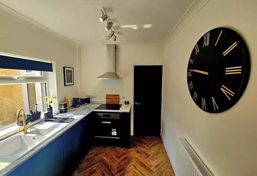 Residenssi Cozy House In Bridgwater   Sleeps 6   Long Stays