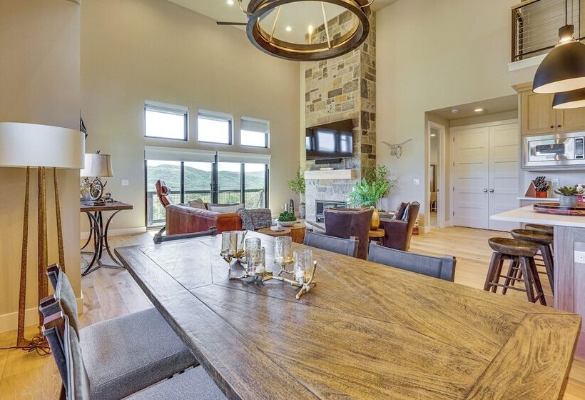 Spacious Heber City Home Walk To Community Beach