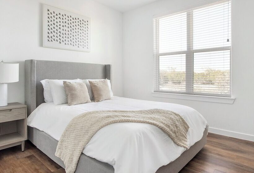 The Artesian At Bee Cave By Landing