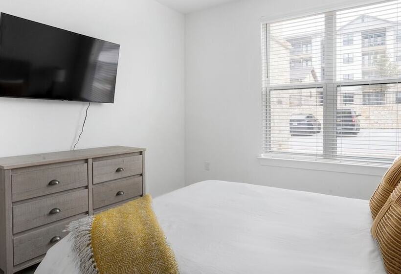 The Artesian At Bee Cave By Landing