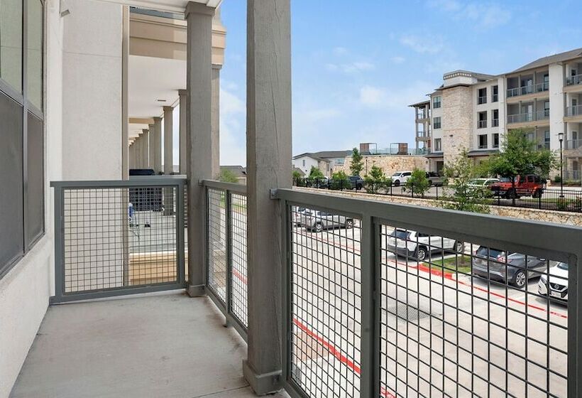 The Artesian At Bee Cave By Landing