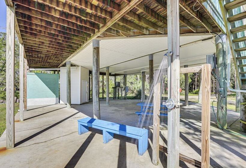 The Octagon House    Oceanfront Carrabelle Oasis