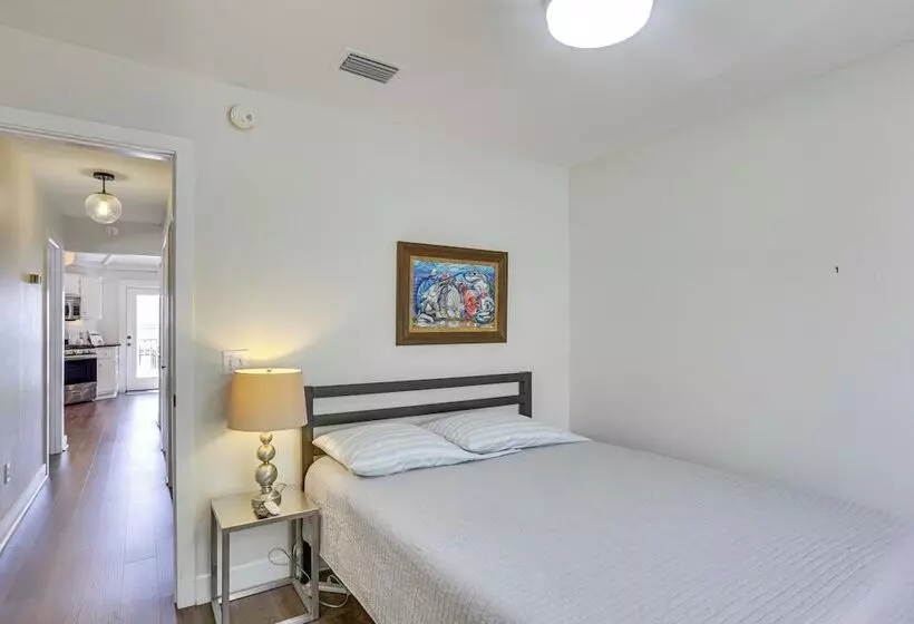 The Octagon House    Oceanfront Carrabelle Oasis