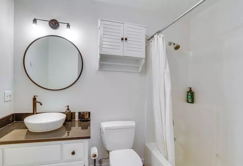 The Octagon House    Oceanfront Carrabelle Oasis