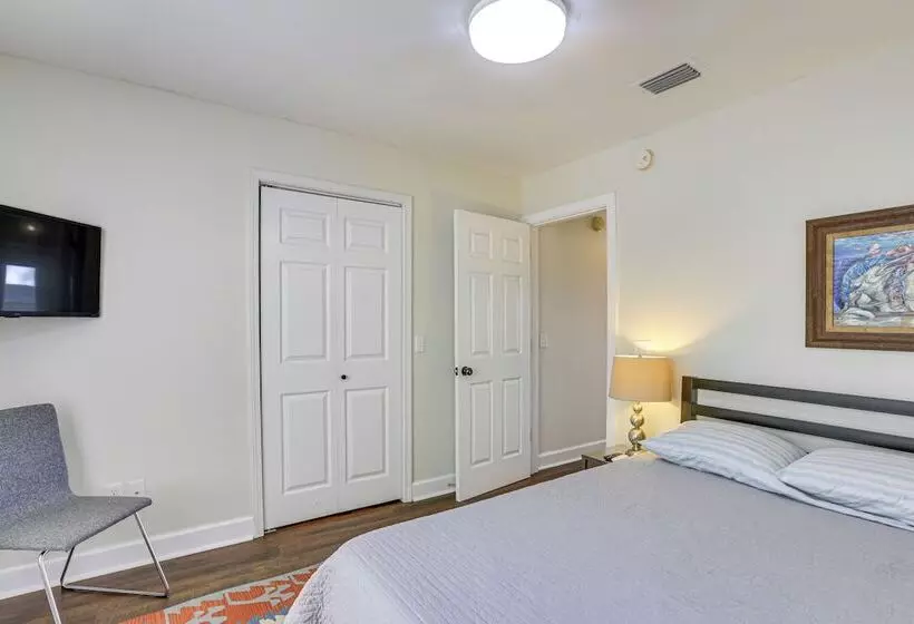 The Octagon House    Oceanfront Carrabelle Oasis