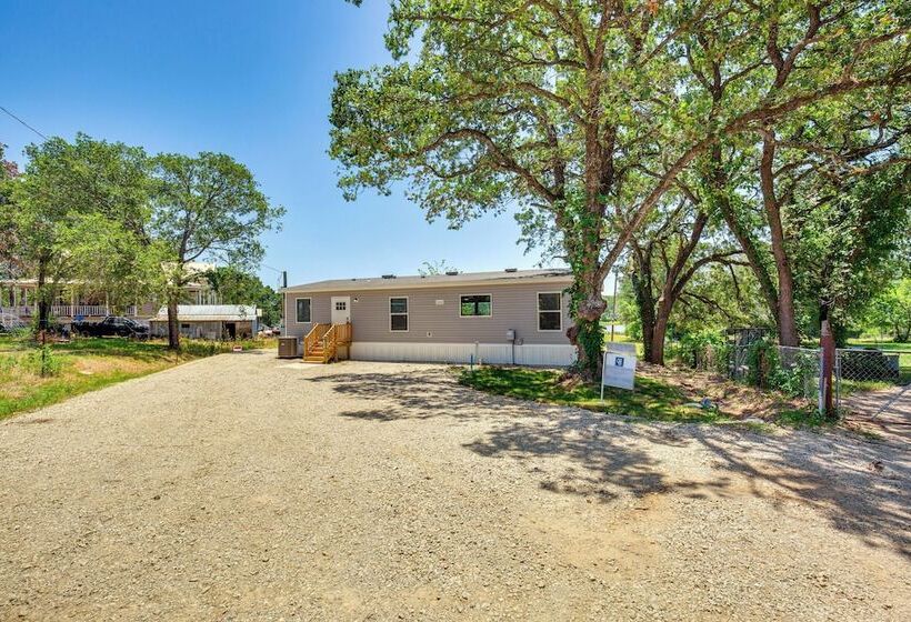 Cedar Creek Reservoir Home W/ Private Boat Ramp!