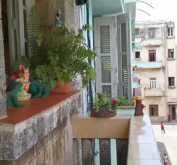 تختخواب و صبحانه Casa J. Puldon