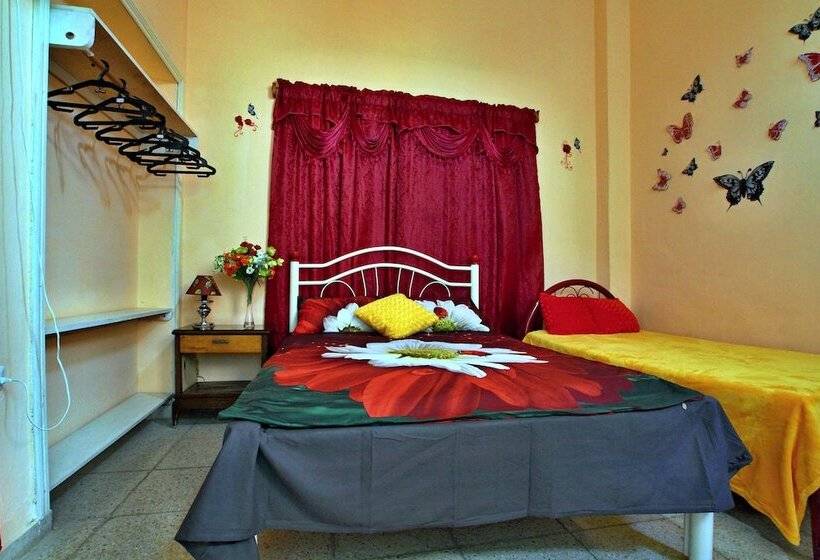 تختخواب و صبحانه Casa J. Puldon