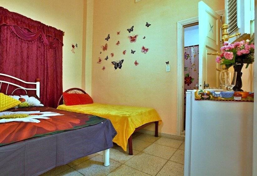 تختخواب و صبحانه Casa J. Puldon