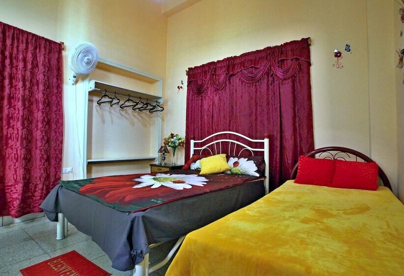 تختخواب و صبحانه Casa J. Puldon