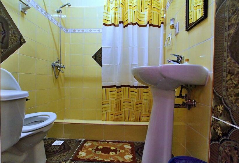 تختخواب و صبحانه Casa J. Puldon