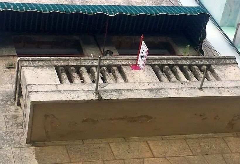 تختخواب و صبحانه Casa J. Puldon