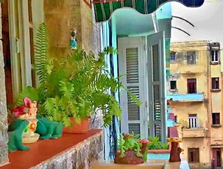 تختخواب و صبحانه Casa J. Puldon