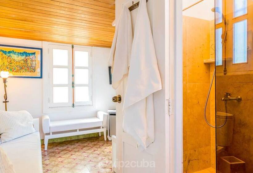 تختخواب و صبحانه Ivan Chef Casa