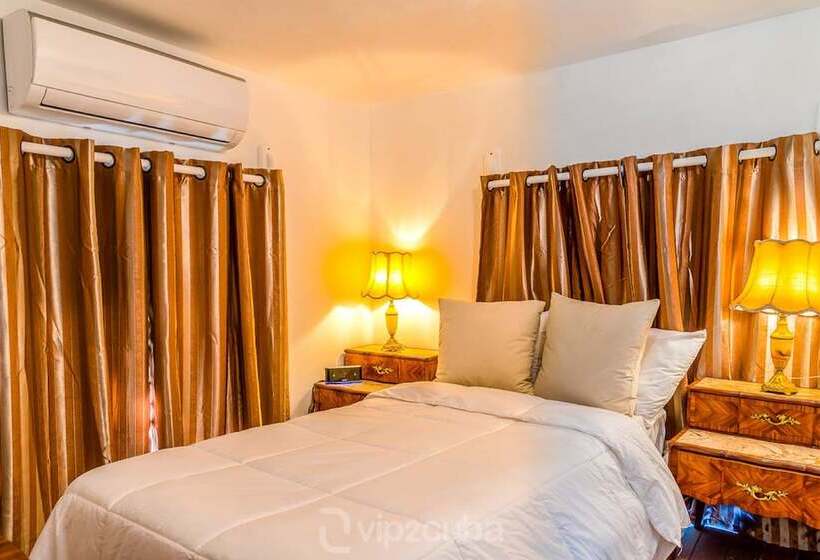 تختخواب و صبحانه Ivan Chef Casa