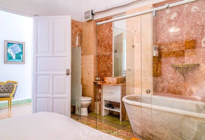 تختخواب و صبحانه Ivan Chef Casa