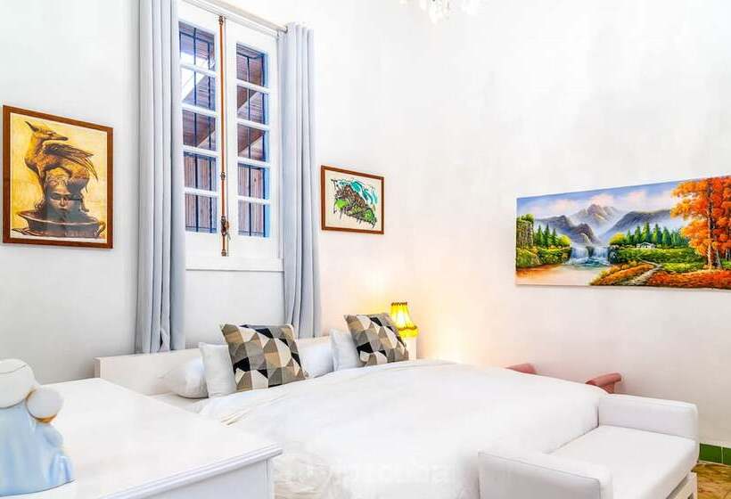 تختخواب و صبحانه Ivan Chef Casa