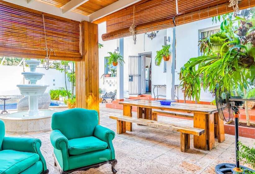 تختخواب و صبحانه Ivan Chef Casa