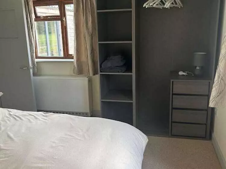 Countryside Cozy Cottage In Sherborne