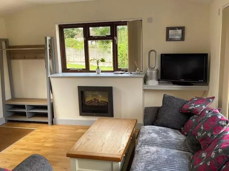 Countryside Cozy Cottage In Sherborne