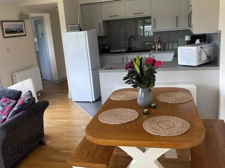 Countryside Cozy Cottage In Sherborne