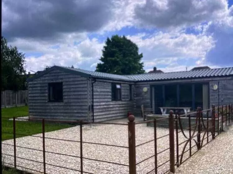 Countryside Cozy Cottage In Sherborne