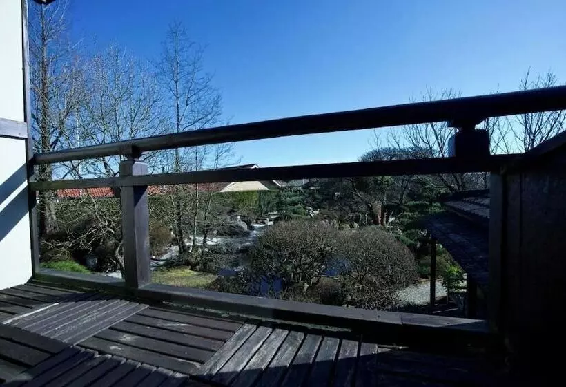 Den Japanske Have B & B