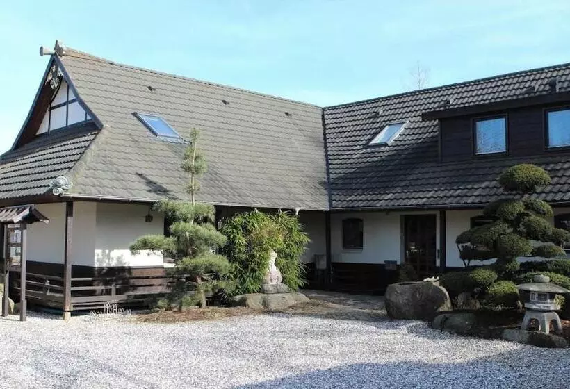 Den Japanske Have B & B