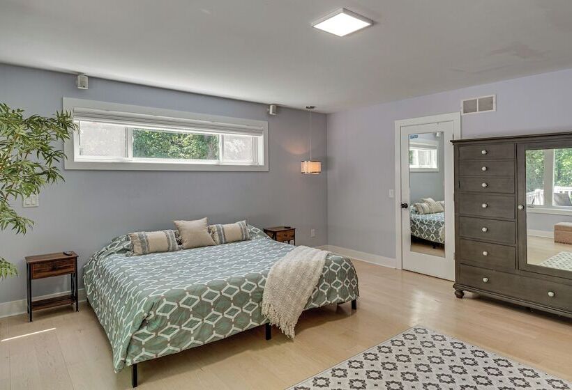 Expansive Fontana Home < 2 Mi To Geneva Lake!