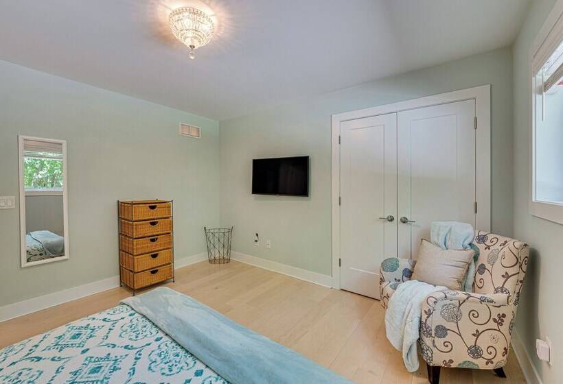 Expansive Fontana Home < 2 Mi To Geneva Lake!