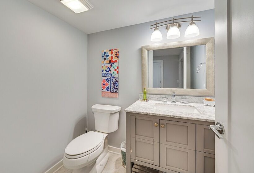 Expansive Fontana Home < 2 Mi To Geneva Lake!