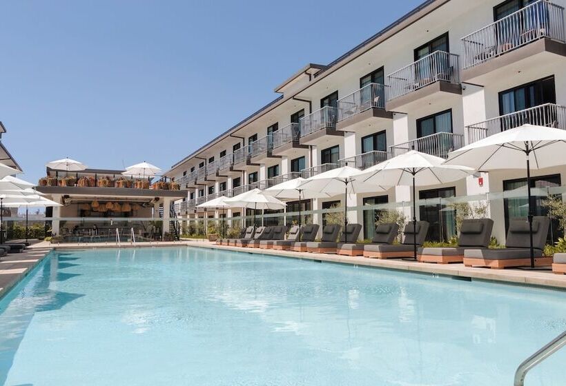 The Lüm Hotel Los Angeles Stadium District