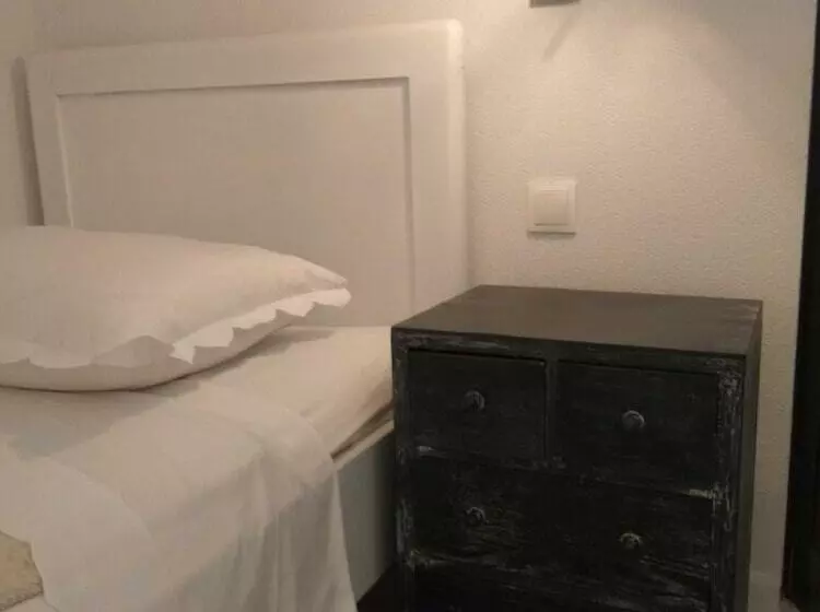 Majatalo Apartments And Rooms Hope