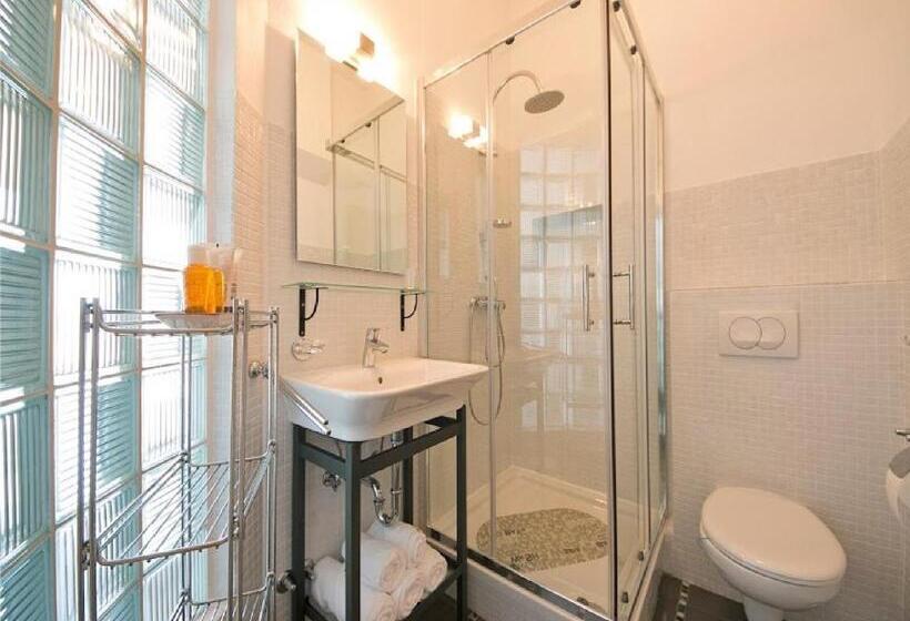 Пансион Apartments And Rooms Hope