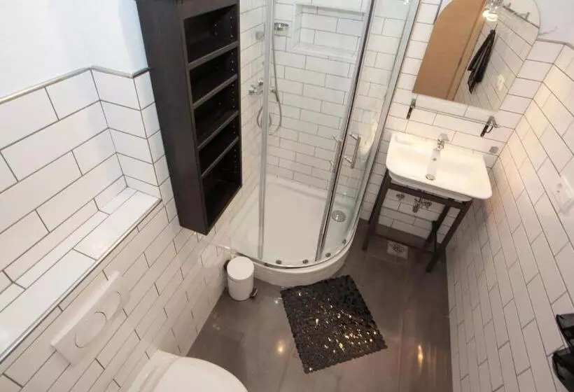 Majatalo Apartments And Rooms Hope