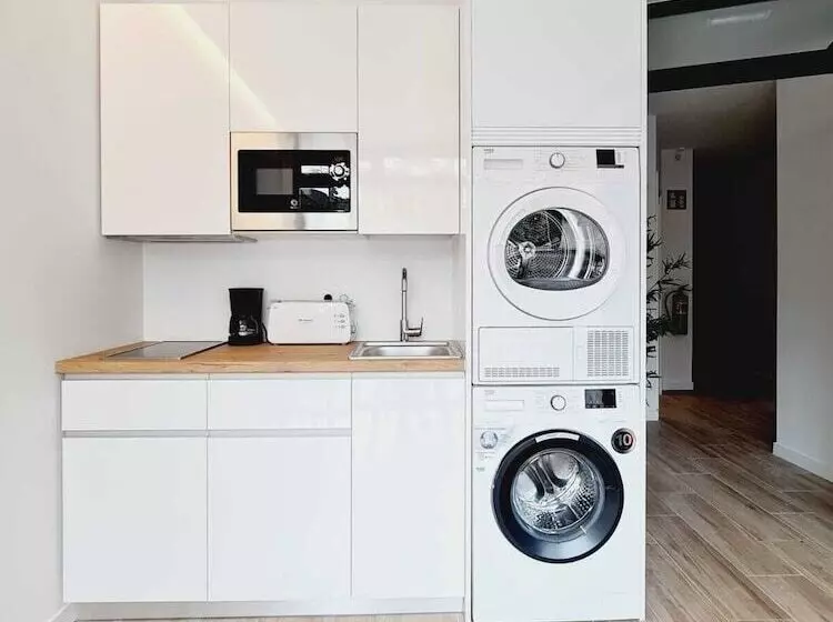 پانسیون Bilbao Rooms & Kitchen Santutxu