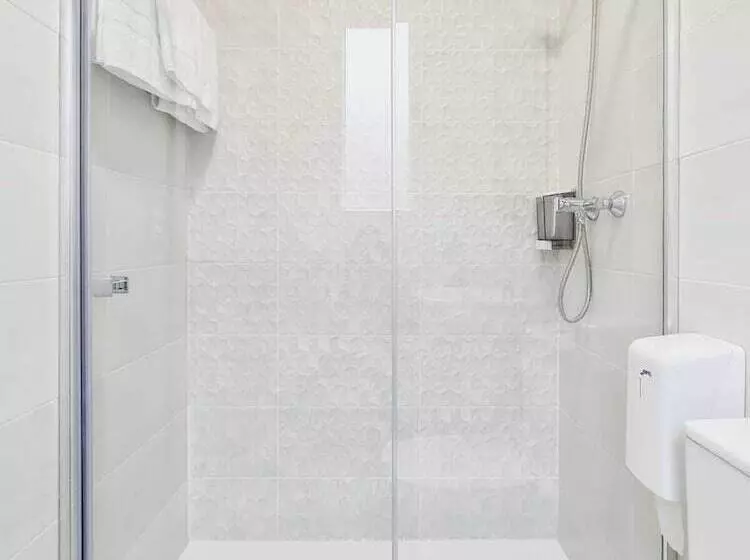 پانسیون Bilbao Rooms & Kitchen Santutxu