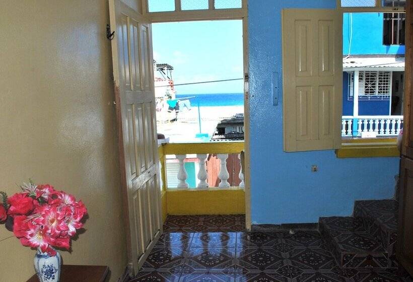 پانسیون Casa Caracol