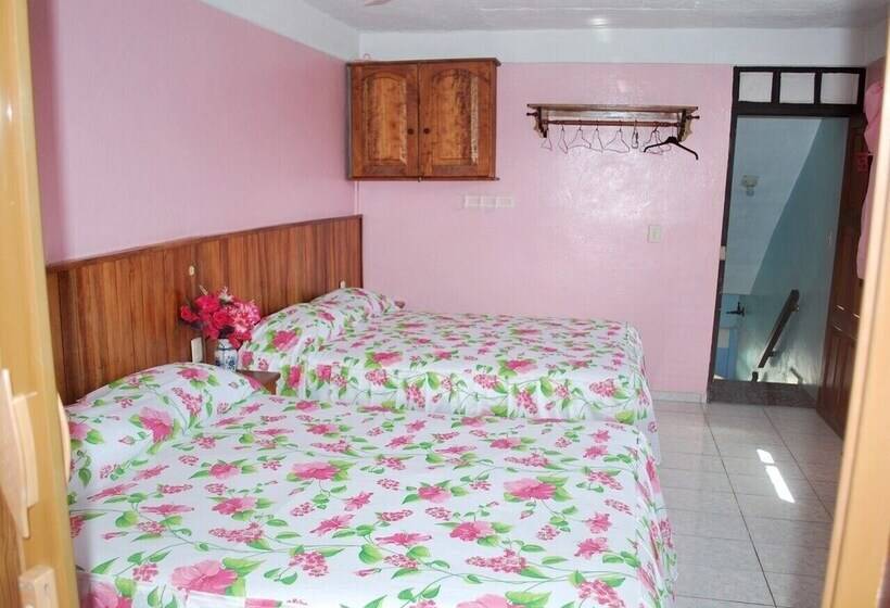 پانسیون Casa Caracol